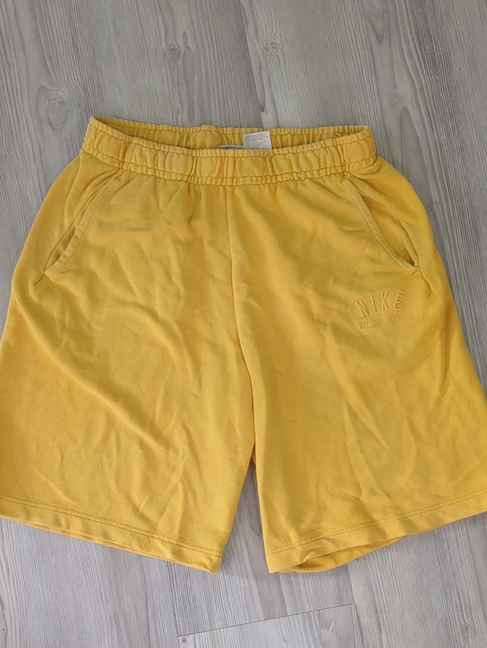 Nike Athletic Dept Embroidered Logo Fleece Shorts Yellow M